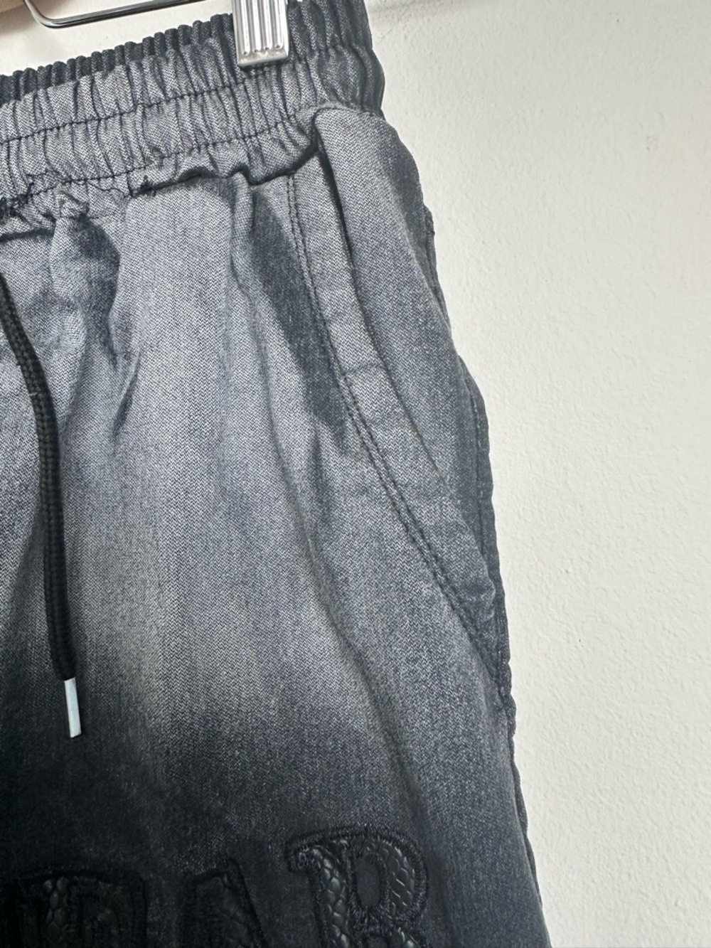 Fear of God Inspired Jogger Jeans Skull Graphic Streetwear Denim Faded Black Sz8 - Picture 8 of 13